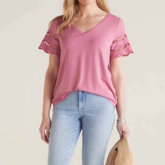 Vietta Eyelet Tee - Picture 2 of 7